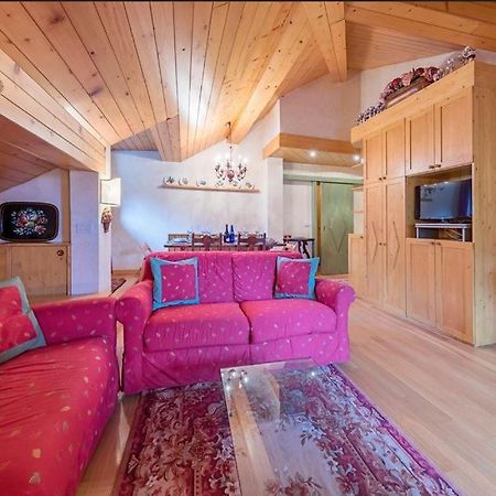 Ferienwohnung Deliziosa Mansarda Ai Piedi Della Pista 3Tre Madonna Exterior foto