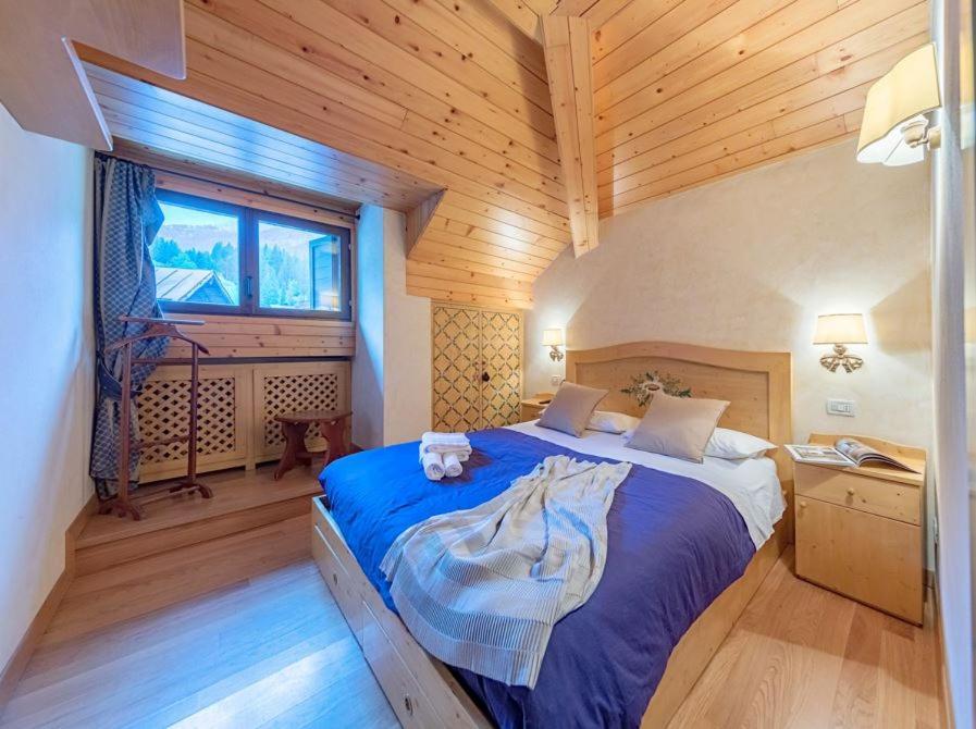Ferienwohnung Deliziosa Mansarda Ai Piedi Della Pista 3Tre Madonna Exterior foto